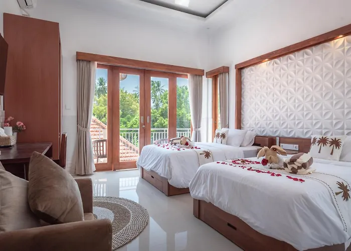 Luxury 4br With Private Pool Near