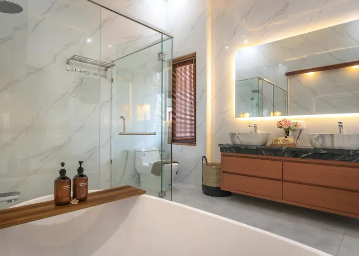 Luxury 4br With Private Pool Near Villa Lovina