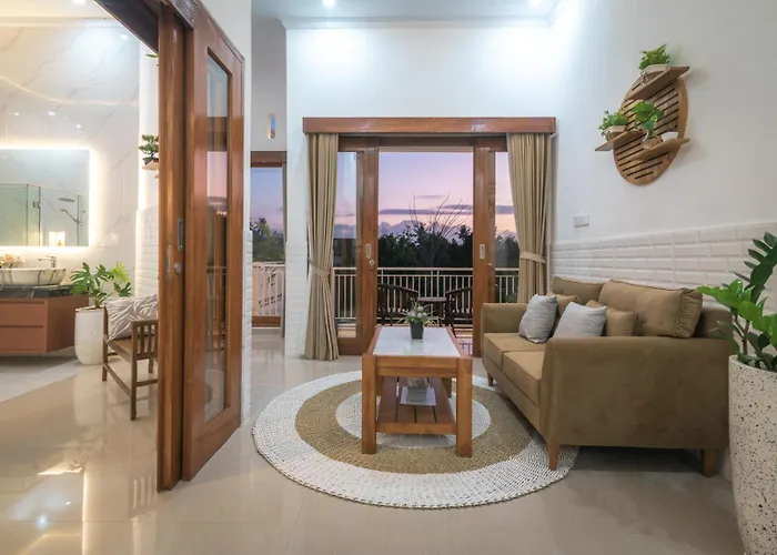 Luxury 4br With Private Pool Near Villa *