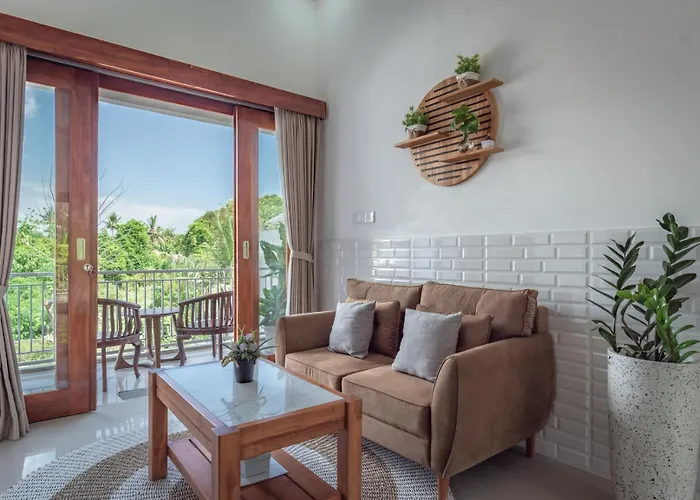 Luxury 4br With Private Pool Near