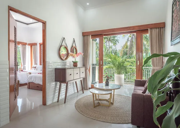Luxury 4br With Private Pool Near *