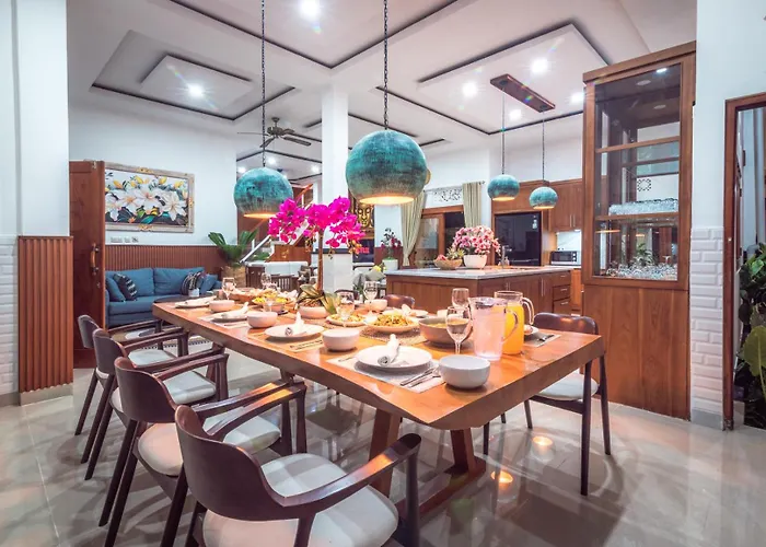 Villa Luxury 4br With Private Pool Near *