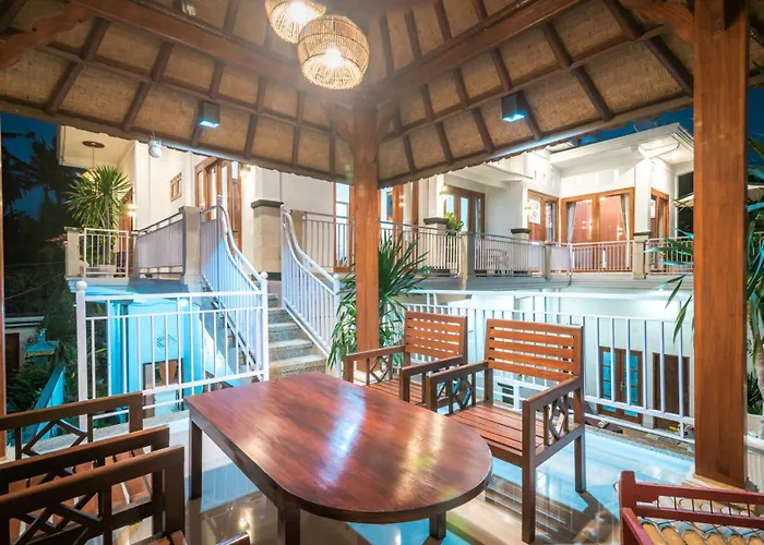 Luxury 4br With Private Pool Near Lovina